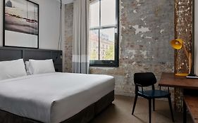 Hotel Woolstore 1888, Sydney - Handwritten Collection